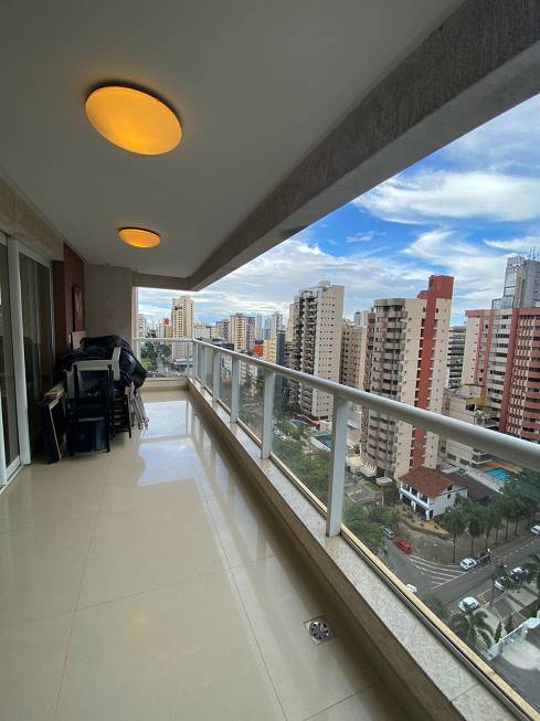 Foto 3 de Apartamento com 3 Quartos à venda, 181m² em Setor Bueno, Goiânia