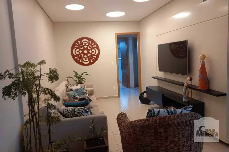 Foto 2 de Apartamento com 3 Quartos à venda, 214m² em União, Belo Horizonte