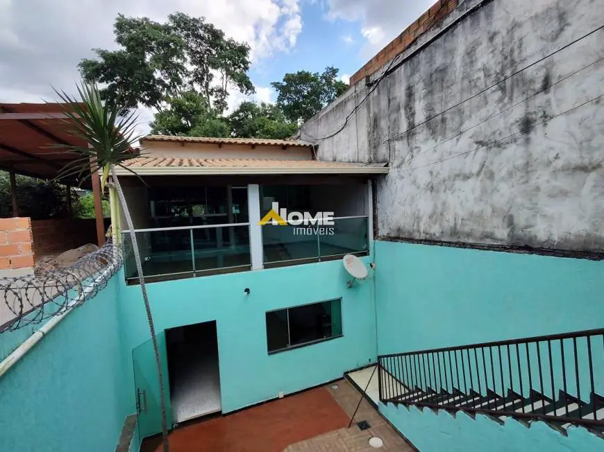 Foto 3 de Casa com 3 Quartos à venda, 776m² em Araguaia, Belo Horizonte