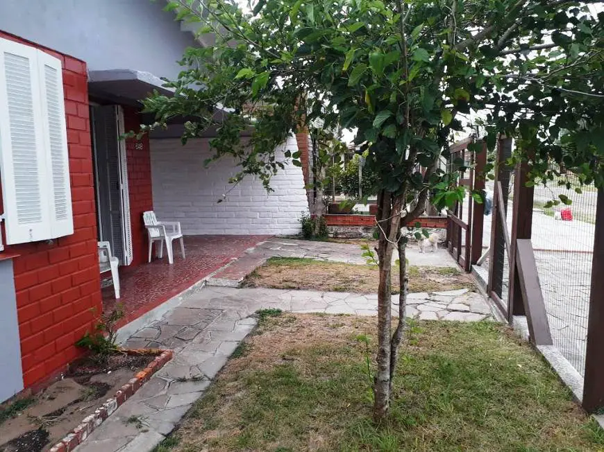 Foto 3 de Casa com 4 Quartos à venda, 200m² em Centro, Cidreira
