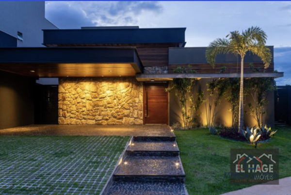 Foto 1 de Casa de Condomínio com 3 Quartos à venda, 205m² em Condomínio Belvedere, Cuiabá