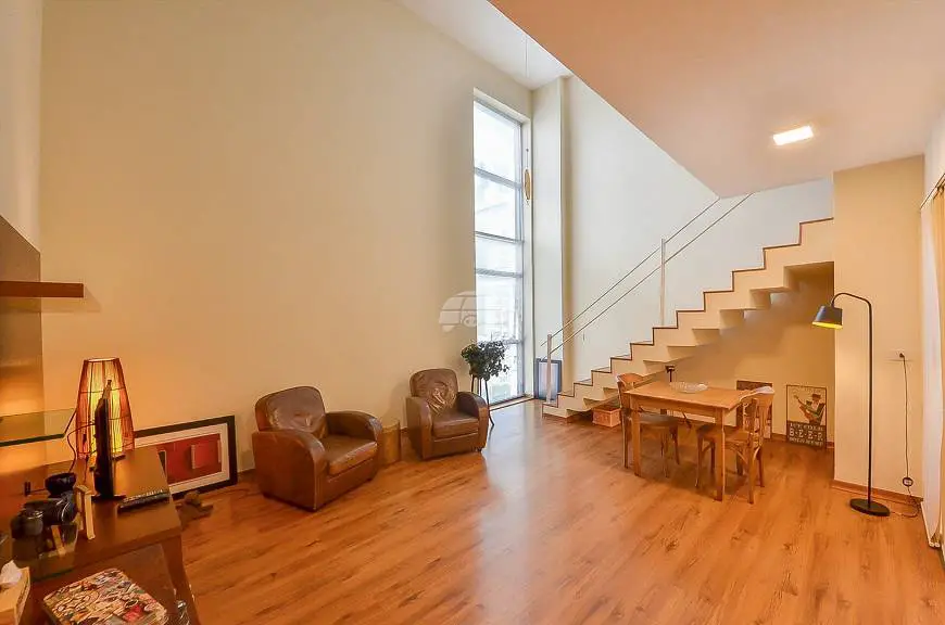 Foto 2 de Apartamento com 1 Quarto à venda, 66m² em Campina do Siqueira, Curitiba