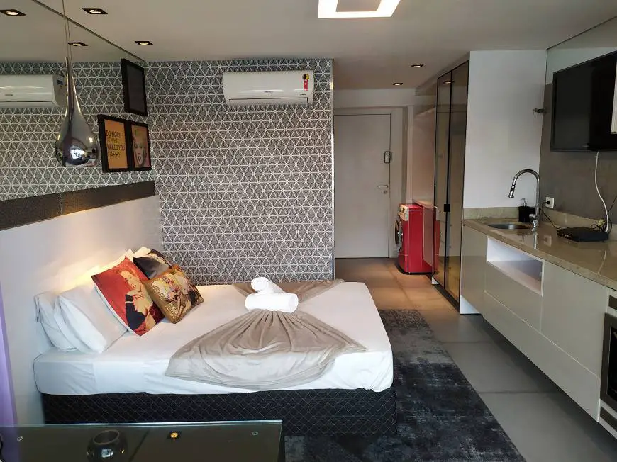Foto 1 de Apartamento com 1 Quarto para alugar, 29m² em Rebouças, Curitiba