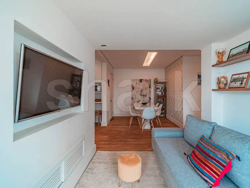 Foto 3 de Apartamento com 2 Quartos à venda, 65m² em Alphaville, Barueri