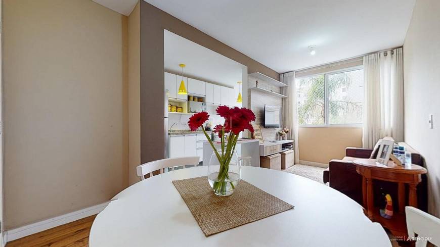 Foto 3 de Apartamento com 2 Quartos à venda, 46m² em Ipanema, Porto Alegre