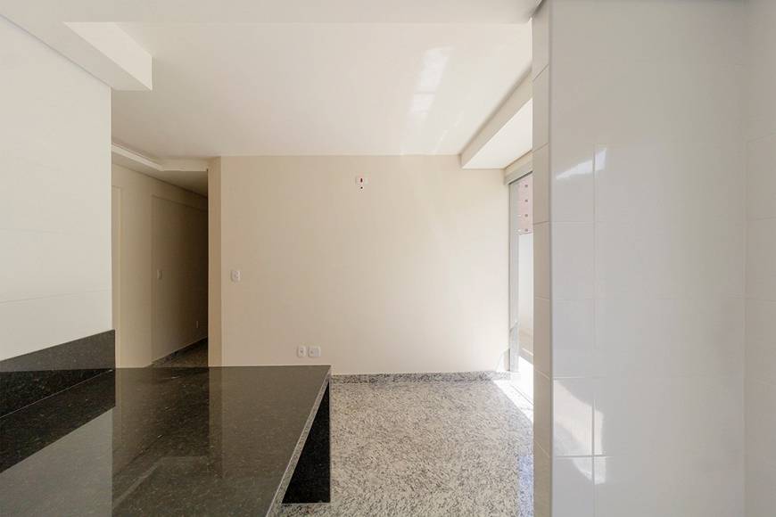 Foto 1 de Apartamento com 2 Quartos à venda, 98m² em Savassi, Belo Horizonte