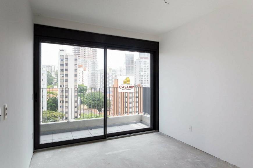 Foto 4 de Apartamento com 3 Quartos à venda, 150m² em Jardim Das Bandeiras, São Paulo