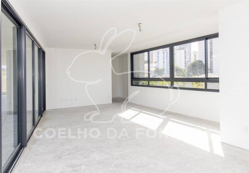 Foto 3 de Apartamento com 3 Quartos à venda, 151m² em Jardim Das Bandeiras, São Paulo