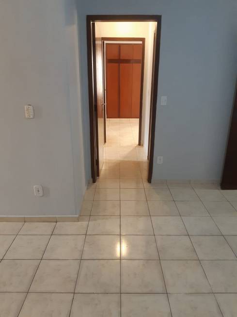 Foto 4 de Apartamento com 3 Quartos para alugar, 117m² em Jardim Ouro Verde, São José do Rio Preto
