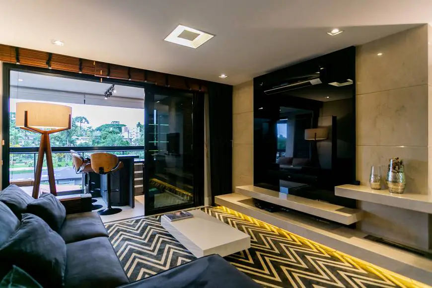 Foto 2 de Apartamento com 3 Quartos à venda, 129m² em Mercês, Curitiba