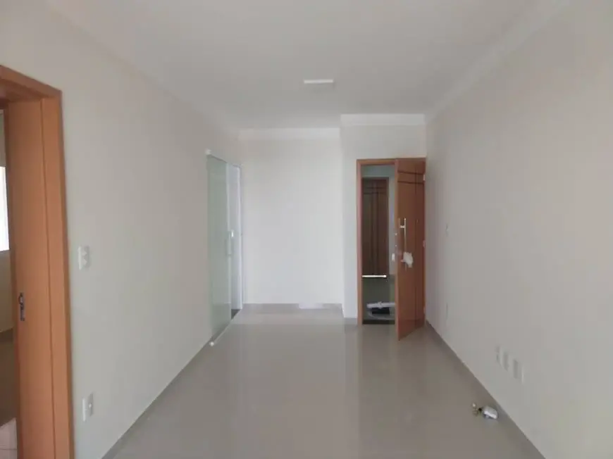 Foto 3 de Apartamento com 3 Quartos para alugar, 87m² em Santa Mônica, Uberlândia