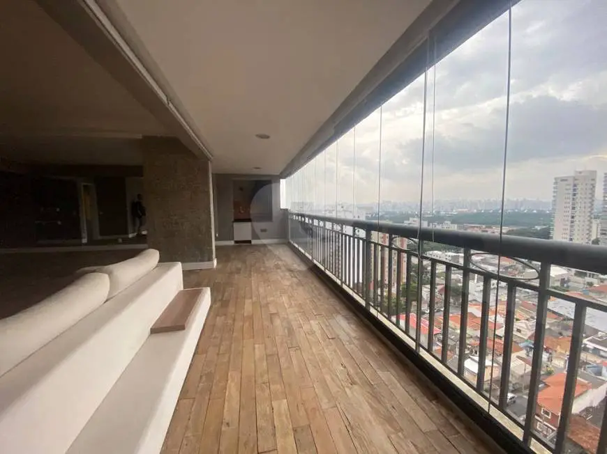 Foto 1 de Apartamento com 3 Quartos para venda ou aluguel, 179m² em Santana, São Paulo