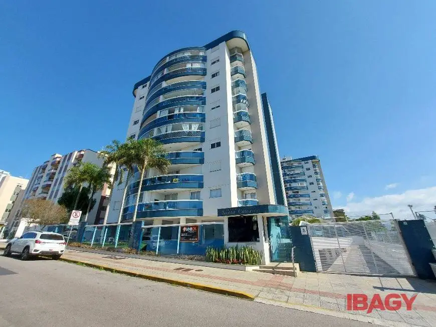 Foto 1 de Apartamento com 4 Quartos para alugar, 130m² em Jardim Atlântico, Florianópolis