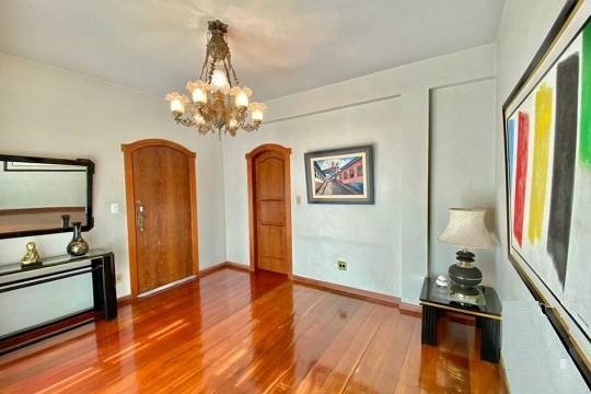 Foto 1 de Apartamento com 4 Quartos à venda, 164m² em Santa Tereza, Belo Horizonte