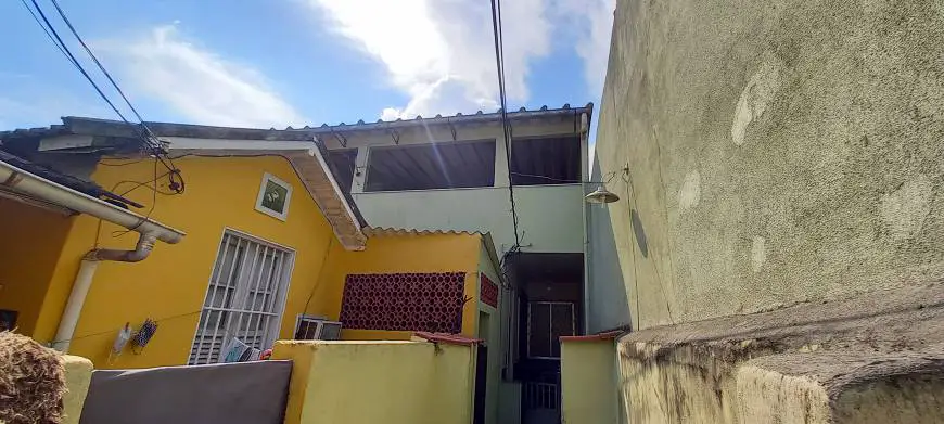 Foto 1 de Casa com 2 Quartos à venda, 70m² em Penha, Rio de Janeiro