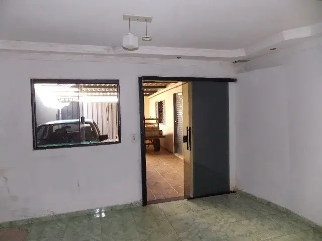 Foto 4 de Casa com 2 Quartos à venda, 130m² em Santa Maria, Brasília