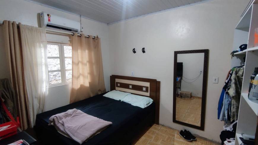 Foto 2 de Casa com 4 Quartos à venda, 150m² em Morro do Meio, Joinville