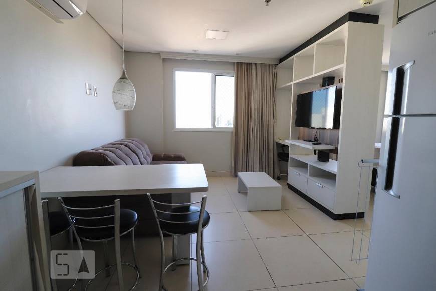 Foto 1 de Apartamento com 1 Quarto para alugar, 35m² em Jardim Goiás, Goiânia