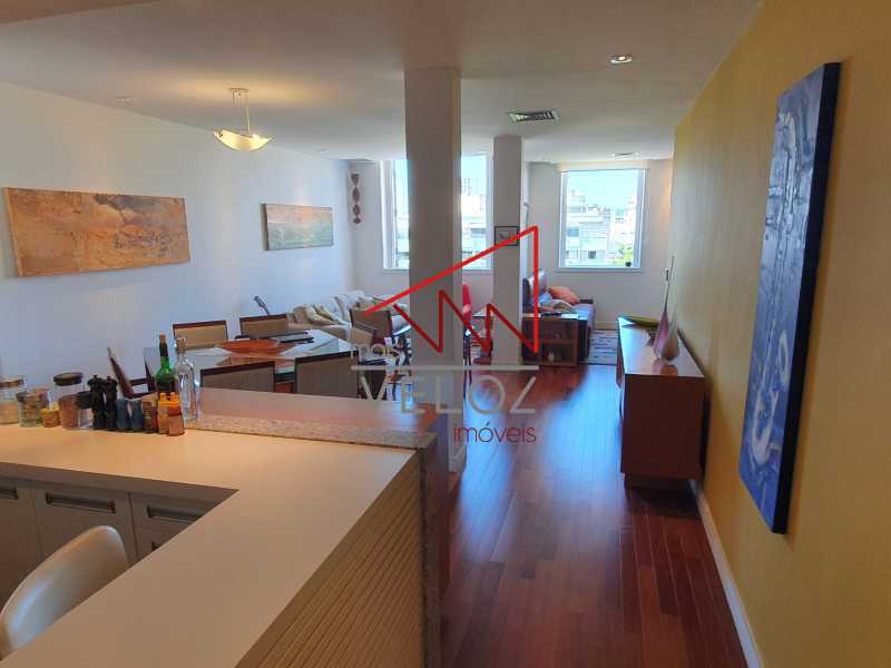 Foto 1 de Apartamento com 1 Quarto à venda, 95m² em Laranjeiras, Rio de Janeiro