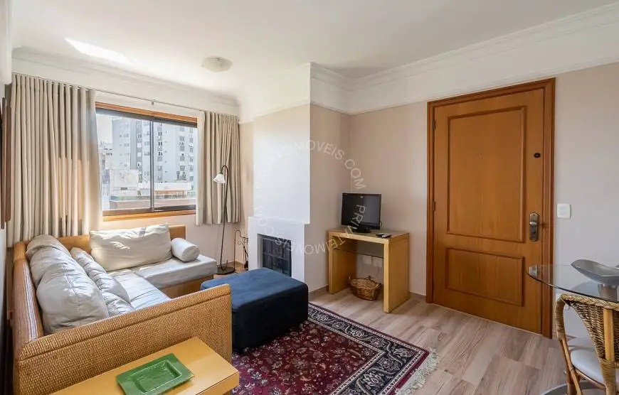Foto 3 de Apartamento com 2 Quartos para alugar, 55m² em Bela Vista, Porto Alegre