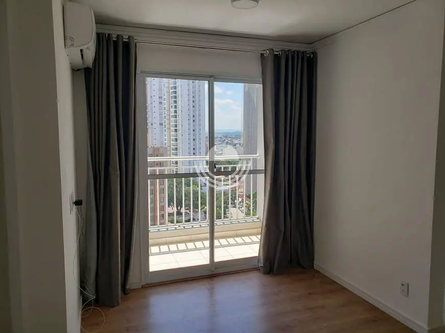 Foto 3 de Apartamento com 2 Quartos para alugar, 55m² em Taquaral, Campinas