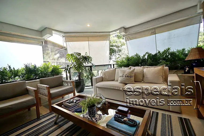 Foto 2 de Apartamento com 3 Quartos à venda, 155m² em Barra da Tijuca, Rio de Janeiro