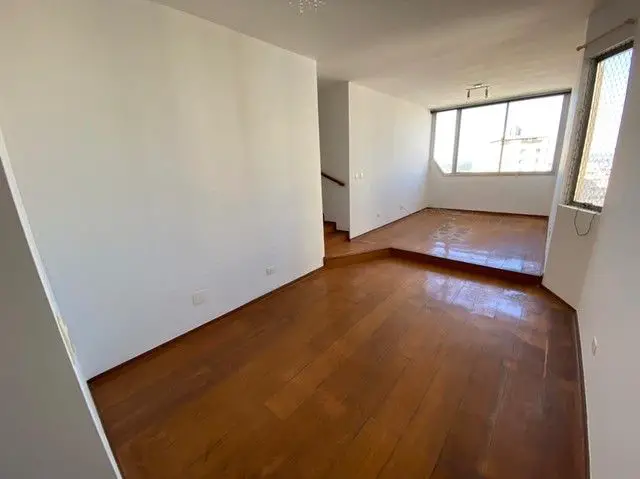 Foto 3 de Apartamento com 3 Quartos à venda, 89m² em Jardim Londrilar, Londrina