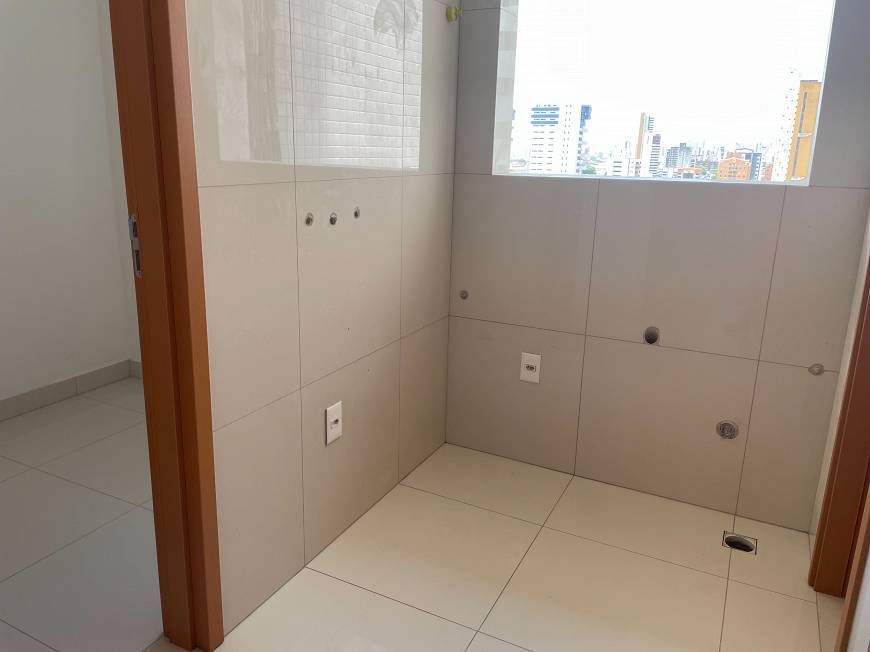 Foto 3 de Apartamento com 3 Quartos à venda, 127m² em Lagoa Nova, Natal