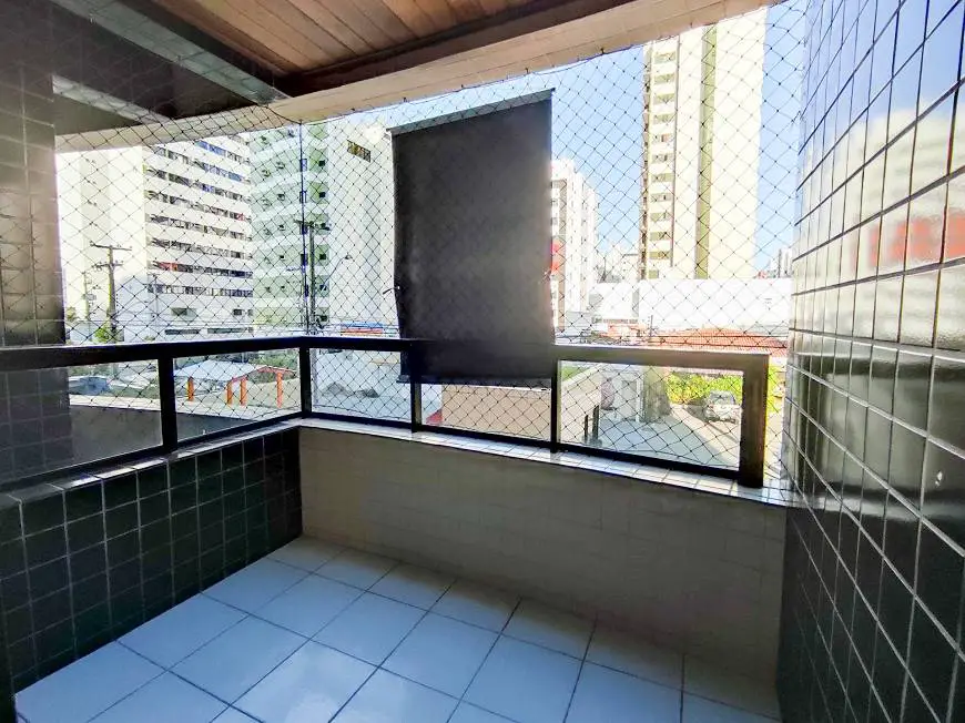 Foto 4 de Apartamento com 3 Quartos à venda, 83m² em Ponta Verde, Maceió