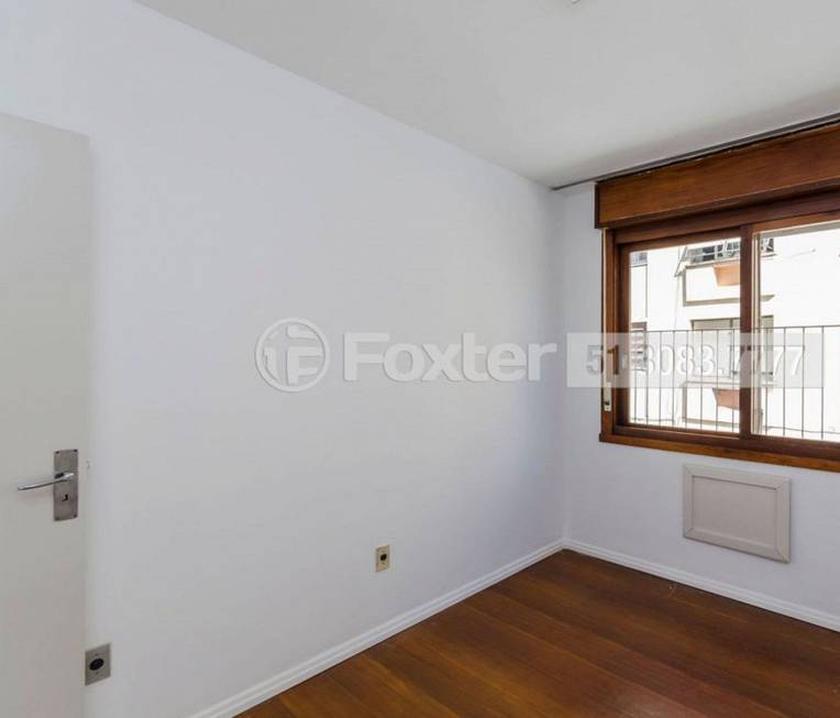 Foto 2 de Apartamento com 3 Quartos à venda, 96m² em Rio Branco, Porto Alegre