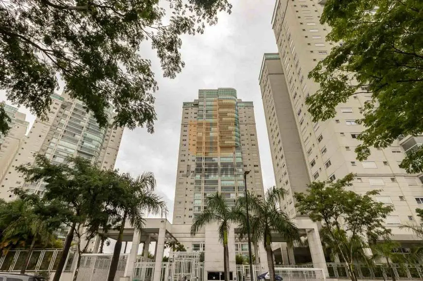 Foto 1 de Apartamento com 4 Quartos para alugar, 283m² em Água Branca, São Paulo