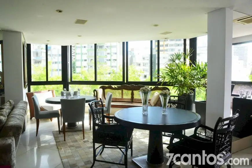 Foto 5 de Apartamento com 4 Quartos para alugar, 493m² em Chame-Chame, Salvador
