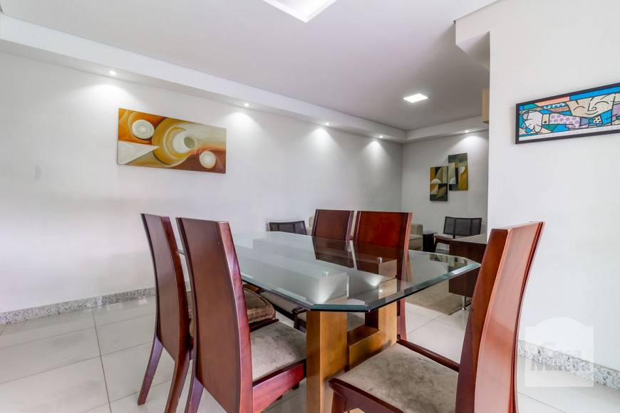 Foto 2 de Apartamento com 4 Quartos à venda, 115m² em Itapoã, Belo Horizonte