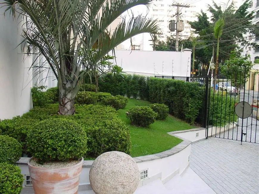 Foto 2 de Apartamento com 4 Quartos à venda, 290m² em Jardim Paulistano, São Paulo