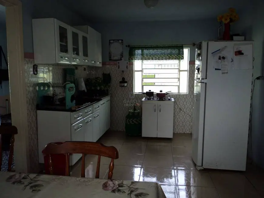 Foto 4 de Casa com 2 Quartos à venda, 120m² em Sarandi, Porto Alegre