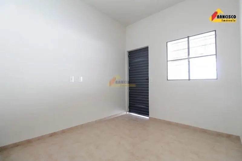 Foto 1 de Casa com 2 Quartos para alugar, 125m² em Sidil, Divinópolis