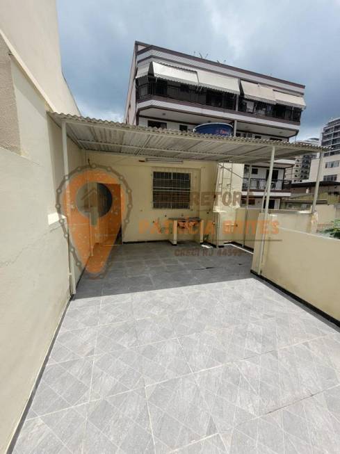 Foto 1 de Casa com 2 Quartos para alugar, 52m² em Vila da Penha, Rio de Janeiro