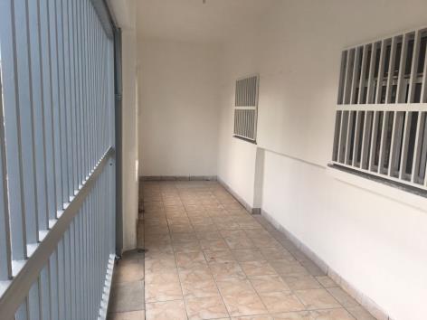 Foto 3 de Casa com 2 Quartos para alugar, 90m² em Vila Gustavo, São Paulo