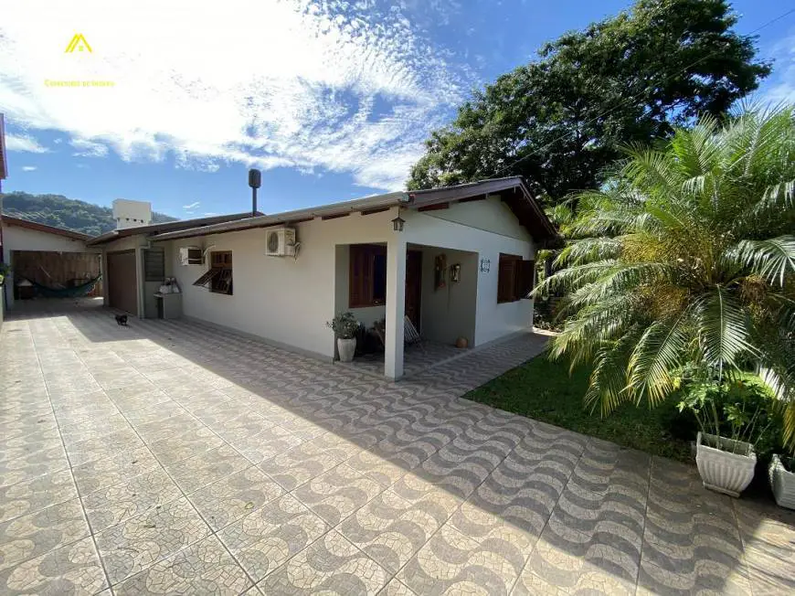 Foto 1 de Casa com 3 Quartos à venda, 145m² em Das Rosas, Estância Velha