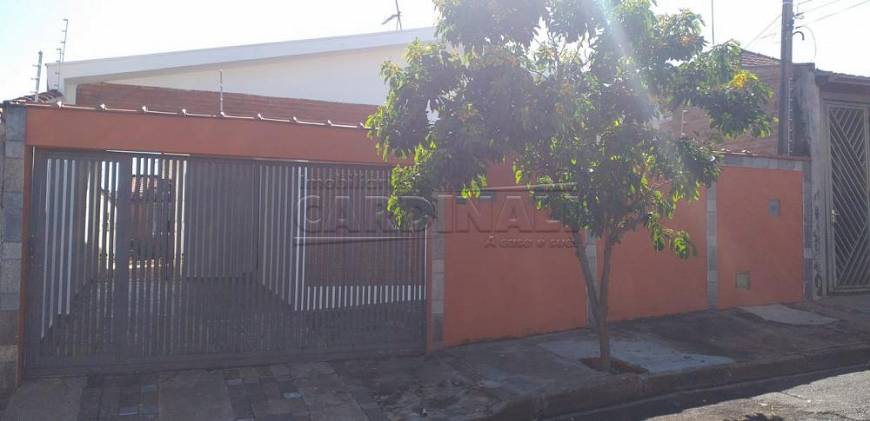 Foto 1 de Casa com 3 Quartos para alugar, 126m² em Vila Melhado, Araraquara