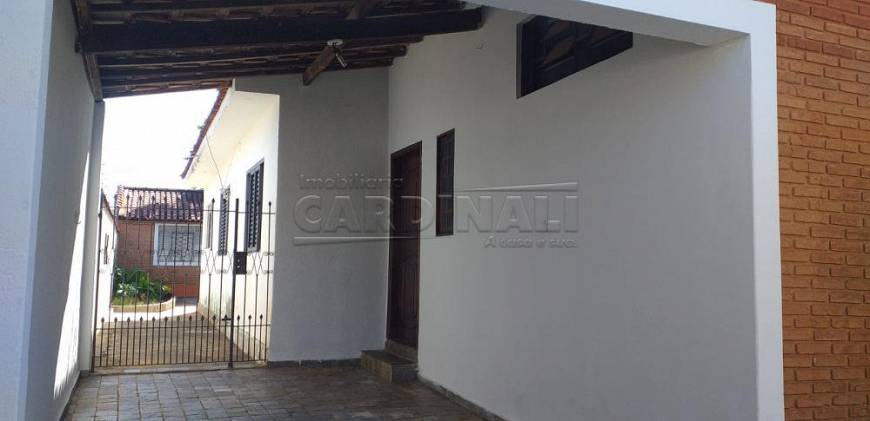 Foto 3 de Casa com 3 Quartos para alugar, 126m² em Vila Melhado, Araraquara