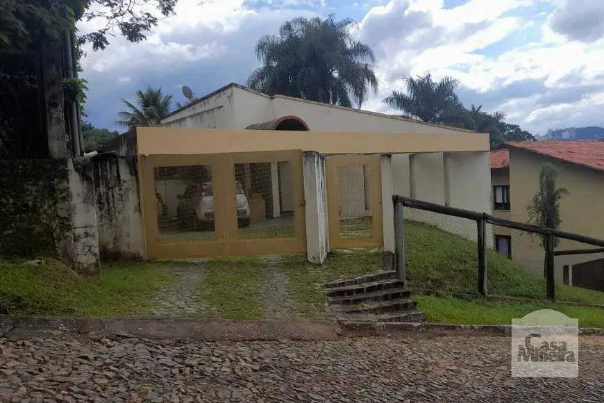 Foto 1 de Casa de Condomínio com 2 Quartos à venda, 205m² em Residencial Sul, Nova Lima