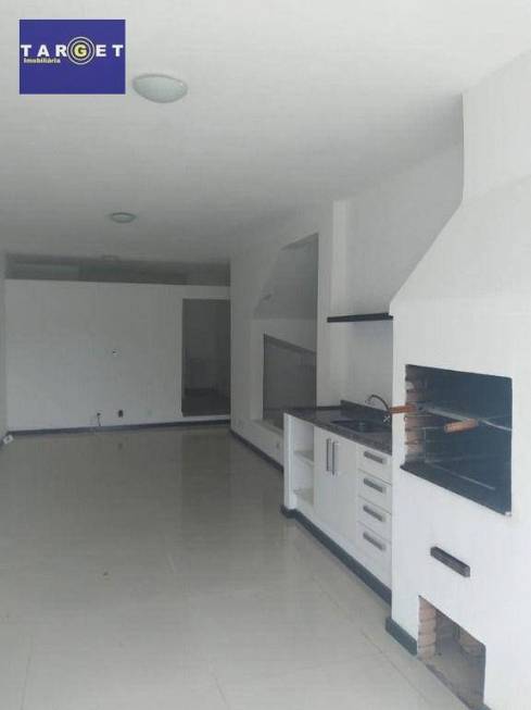 Foto 4 de Casa de Condomínio com 3 Quartos para alugar, 281m² em Granja Viana, Carapicuíba