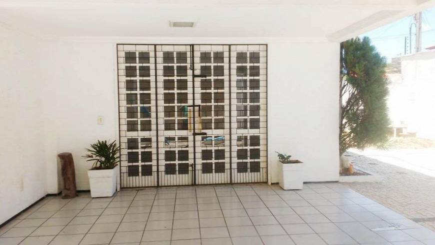 Foto 4 de Casa de Condomínio com 4 Quartos à venda, 201m² em Engenheiro Luciano Cavalcante, Fortaleza
