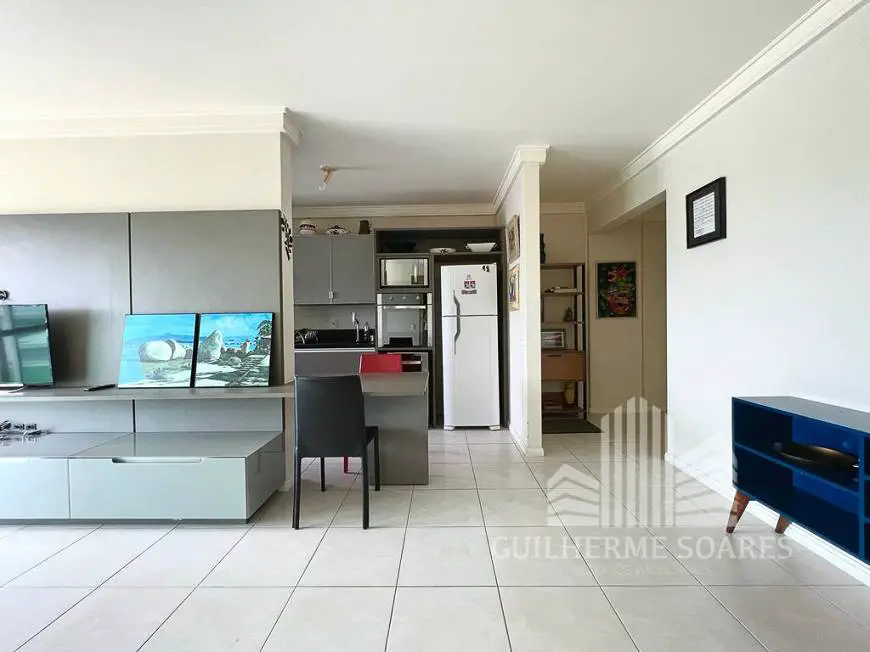 Foto 2 de Apartamento com 2 Quartos à venda, 76m² em Trindade, Florianópolis