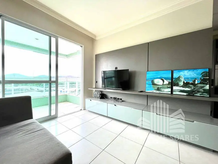 Foto 3 de Apartamento com 2 Quartos à venda, 76m² em Trindade, Florianópolis