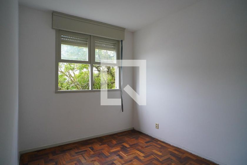Foto 1 de Apartamento com 3 Quartos para alugar, 69m² em Sarandi, Porto Alegre