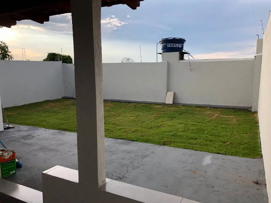 Foto 3 de Casa com 3 Quartos à venda, 133m² em Jardim Brasília, Uberlândia