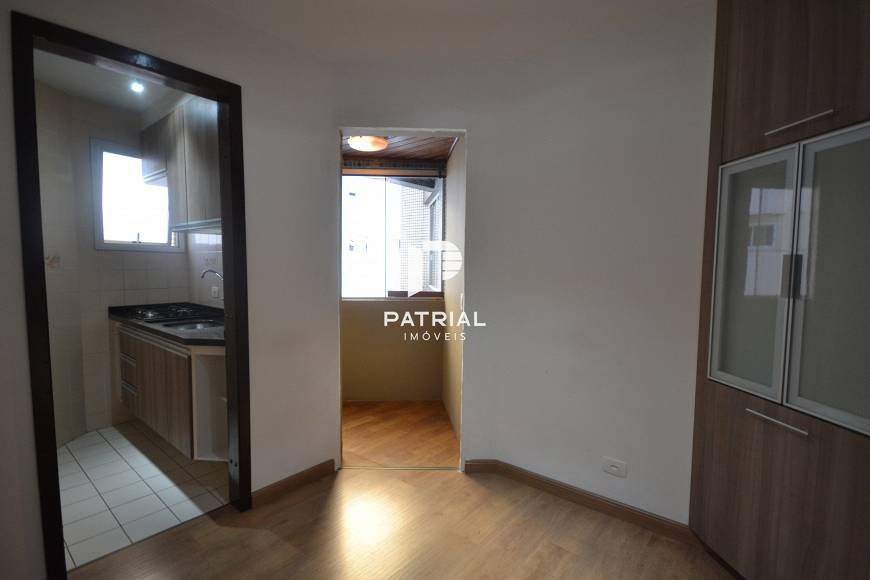 Foto 2 de Apartamento com 1 Quarto para alugar, 35m² em Centro, Curitiba