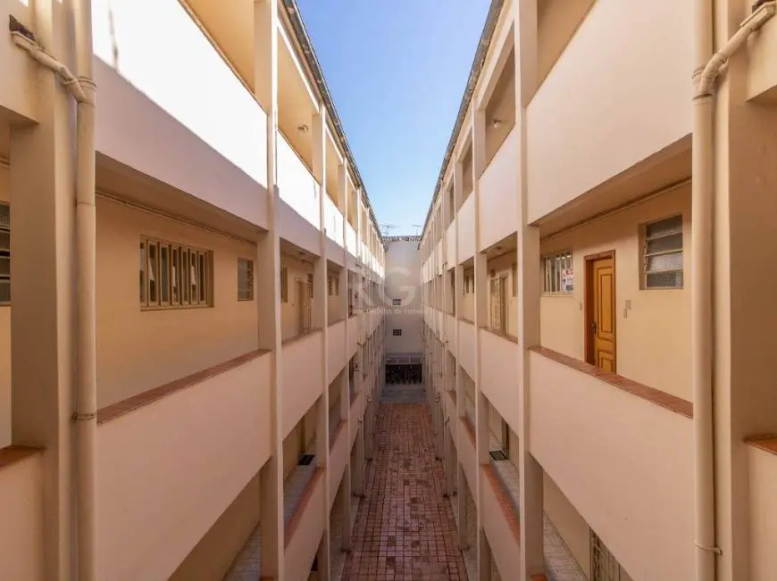 Foto 4 de Apartamento com 1 Quarto à venda, 28m² em São Geraldo, Porto Alegre